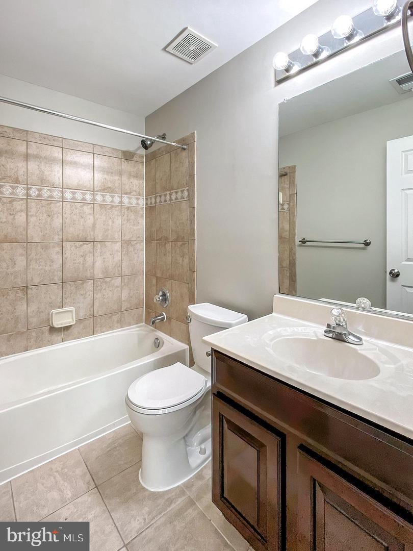 103 CAMERON PARKE CT