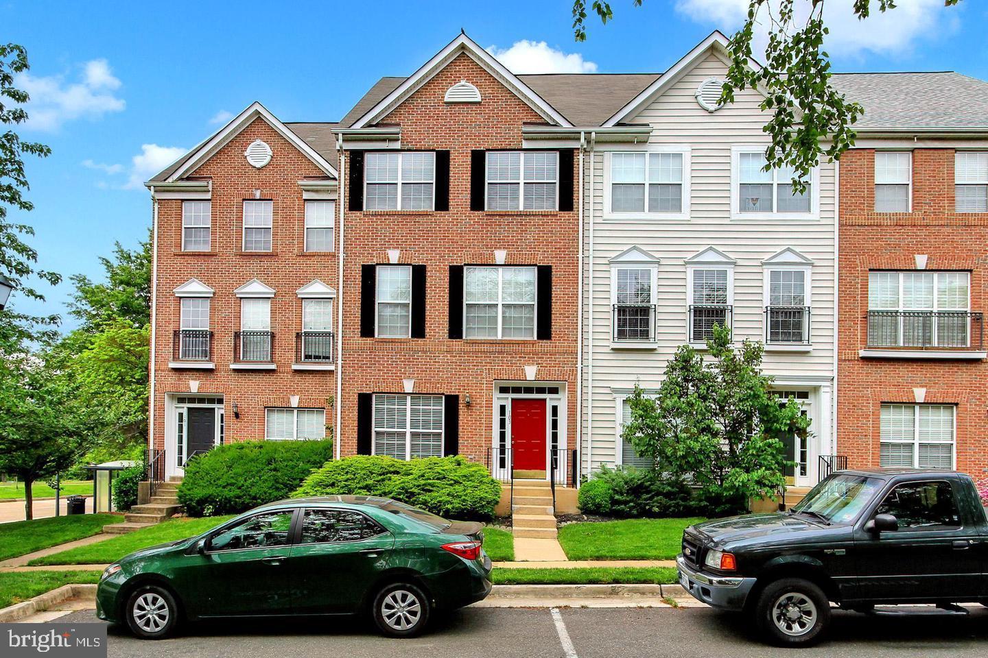 103 CAMERON PARKE CT