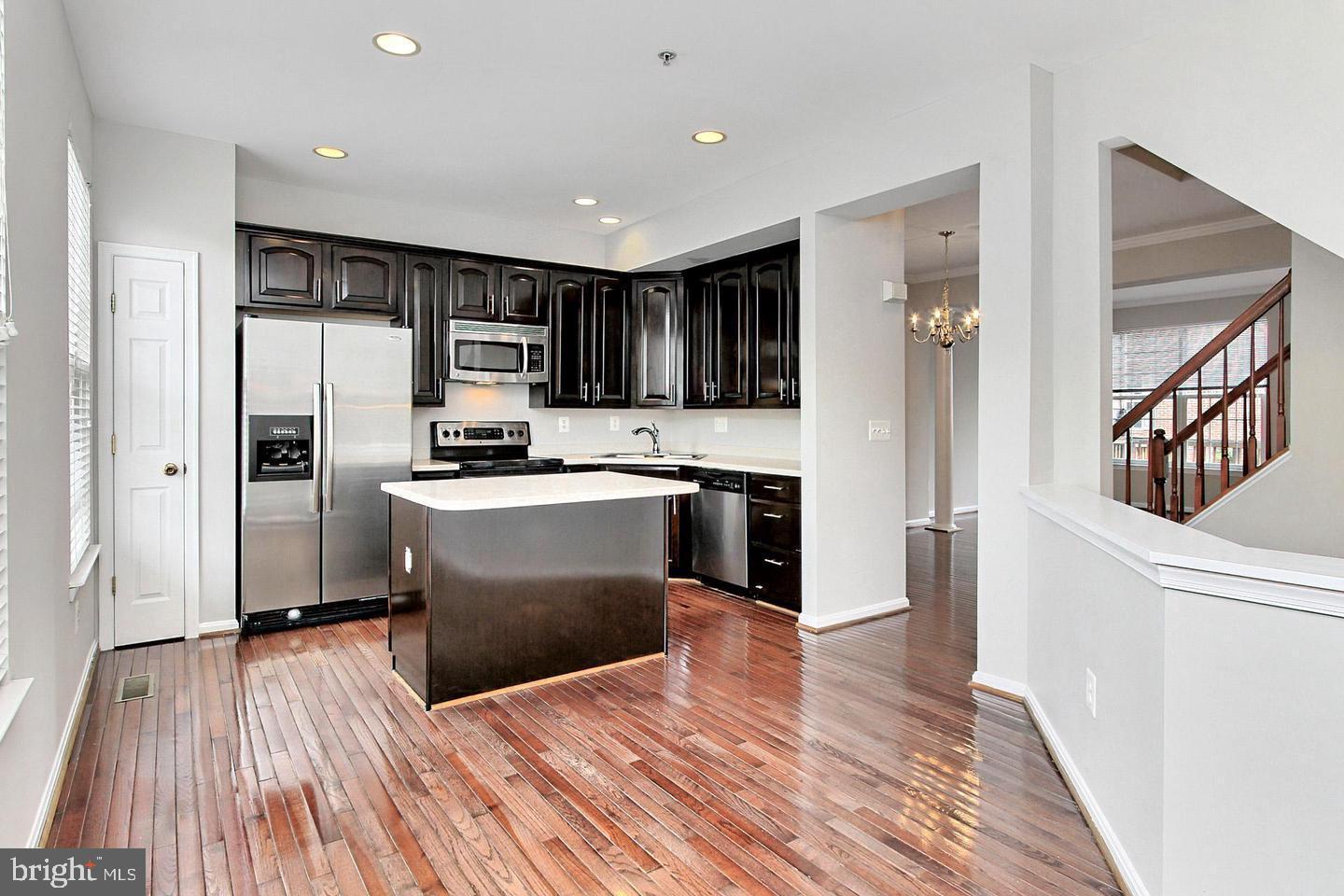 103 CAMERON PARKE CT