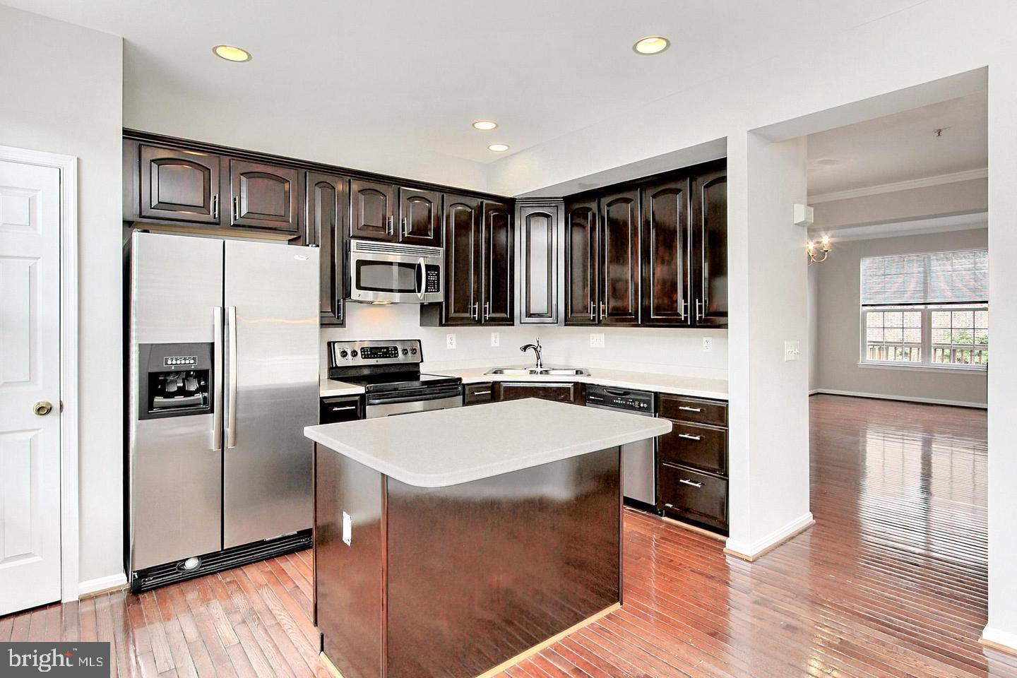 103 CAMERON PARKE CT