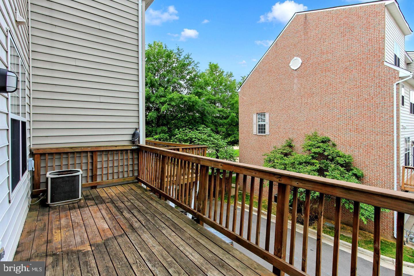 103 CAMERON PARKE CT