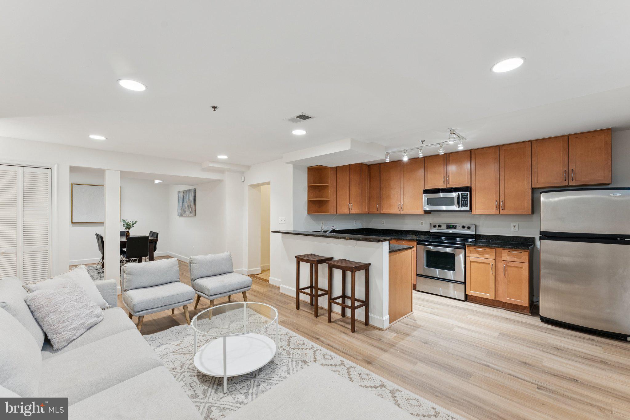 610 BASHFORD LANE 1301