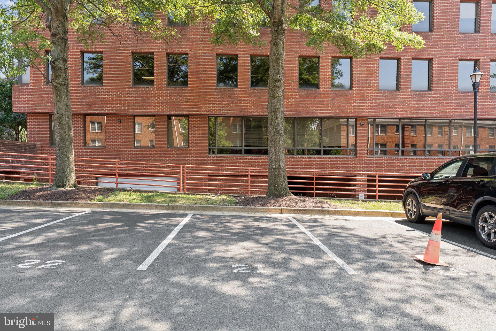 610 BASHFORD LANE 1301