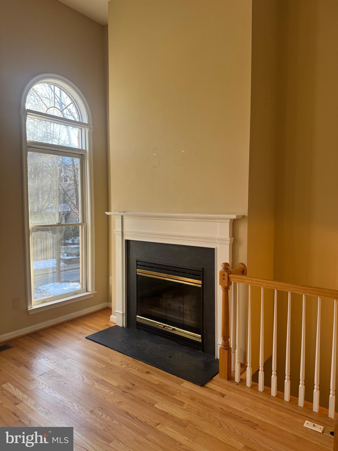 2414 N HAMPTON DRIVE