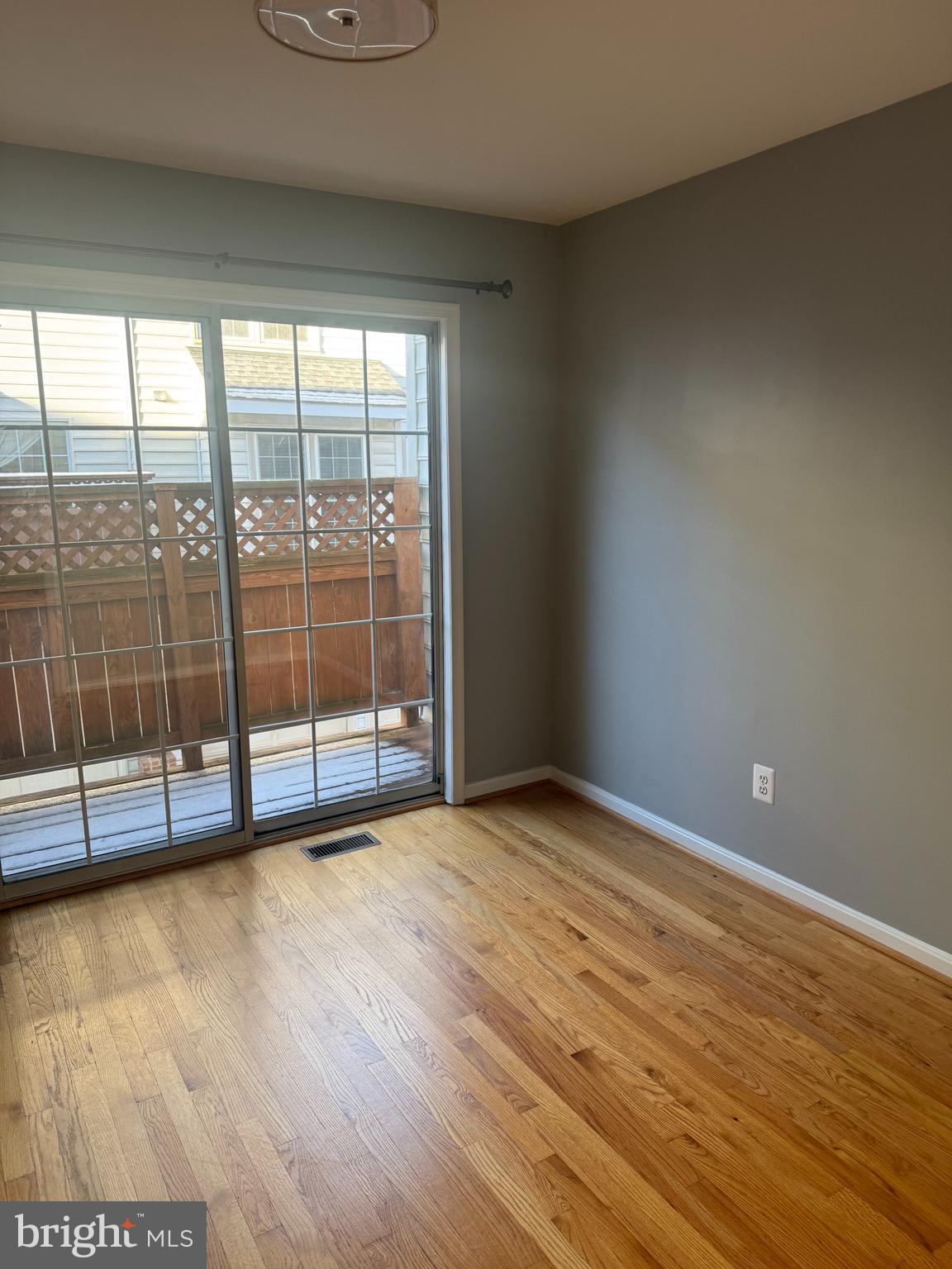 2414 N HAMPTON DRIVE