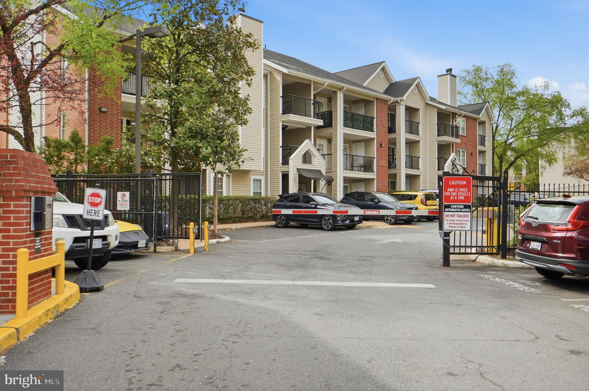 3313 WYNDHAM CIRCLE 1209