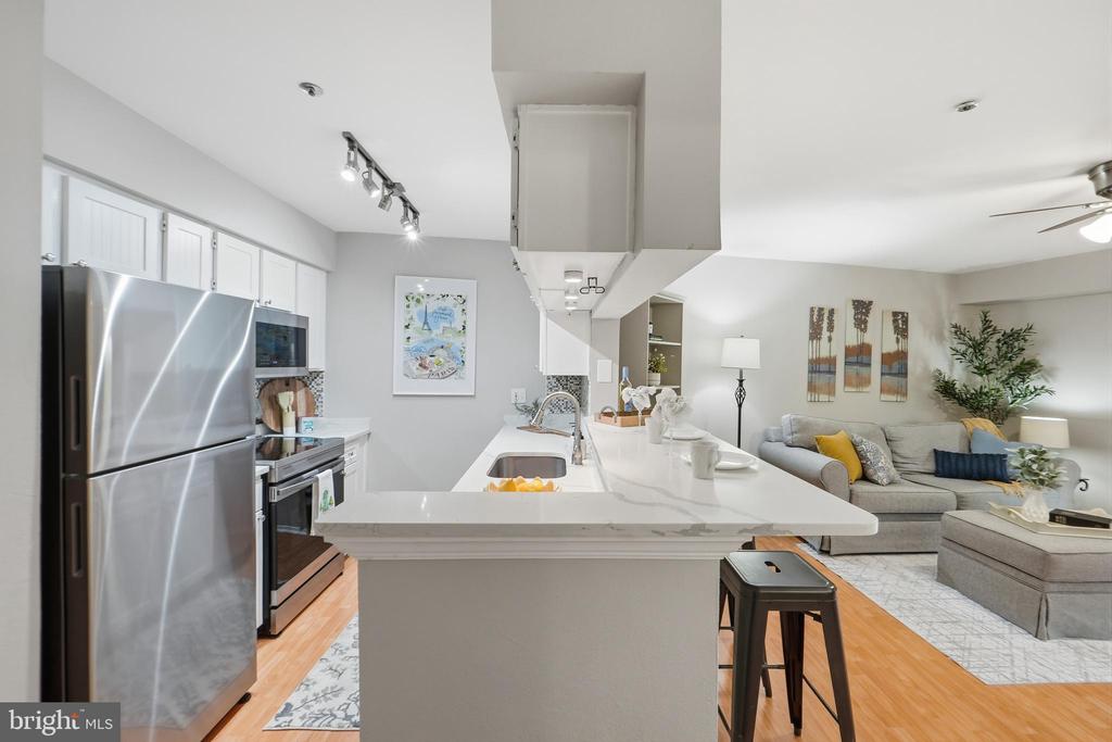 3313 WYNDHAM CIRCLE 1209