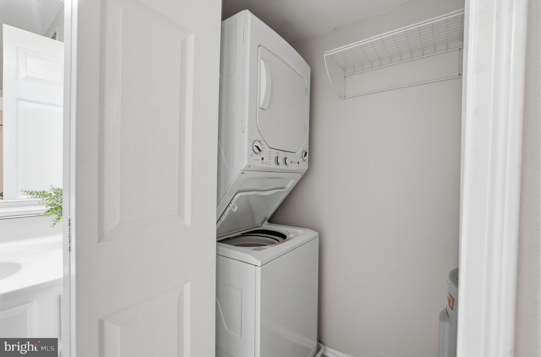 3313 WYNDHAM CIRCLE 1209