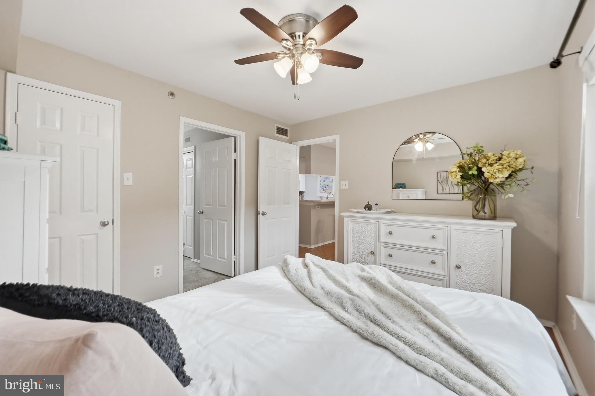 3313 WYNDHAM CIRCLE 1209