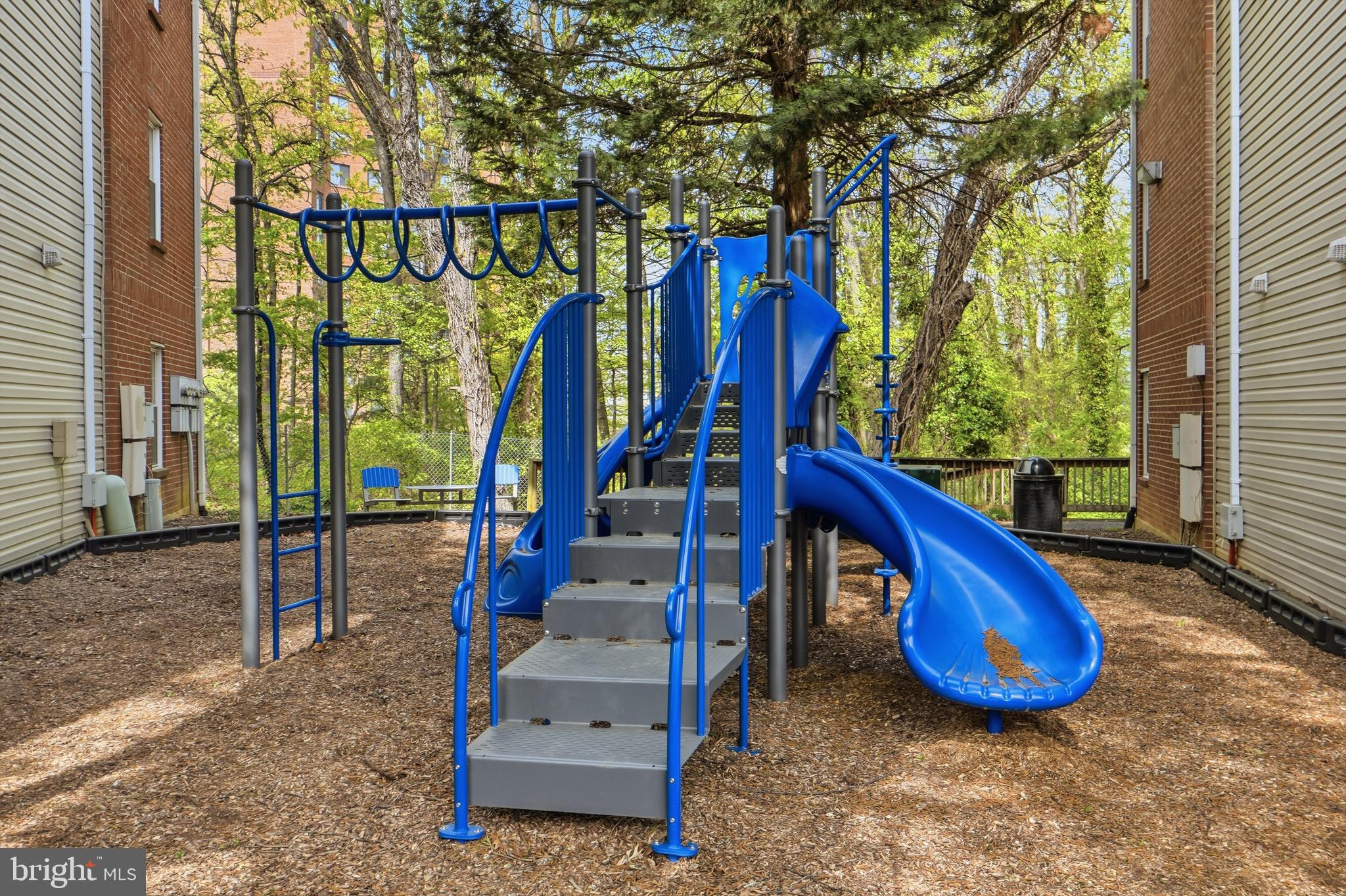 3313 WYNDHAM CIRCLE 1209