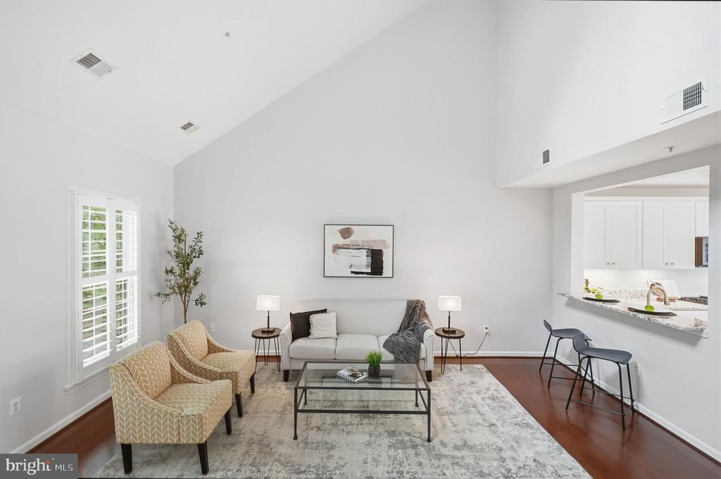 707 MASSEY LANE Unit: B