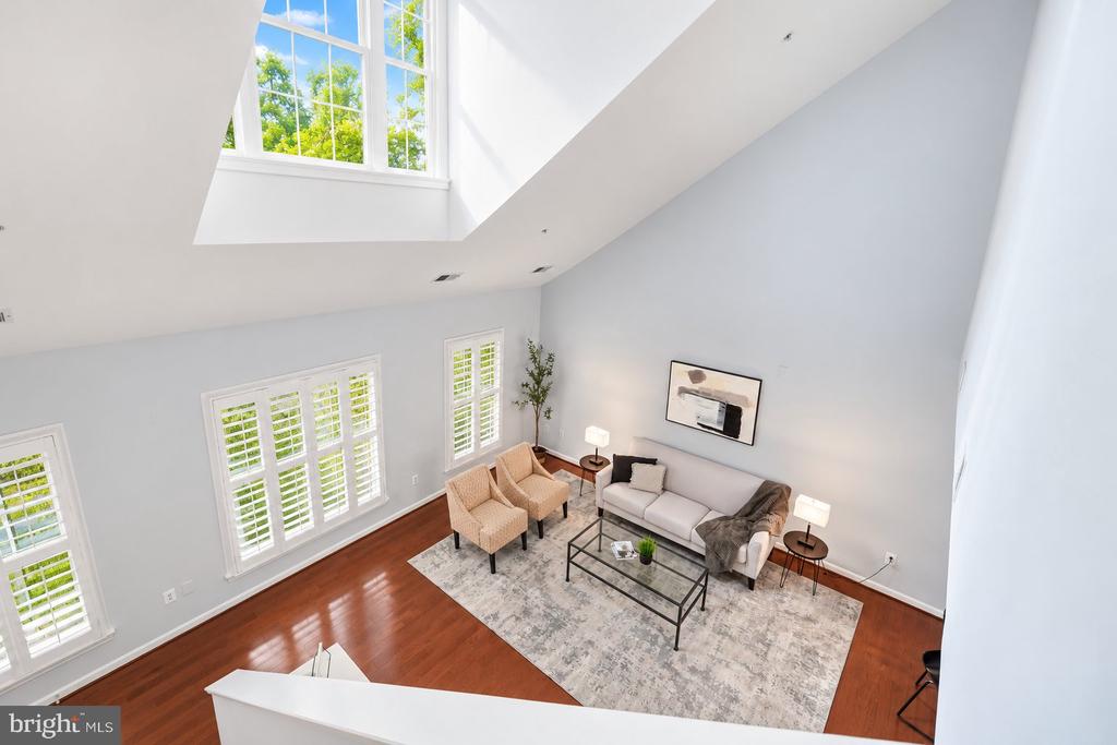 707 MASSEY LANE Unit: B