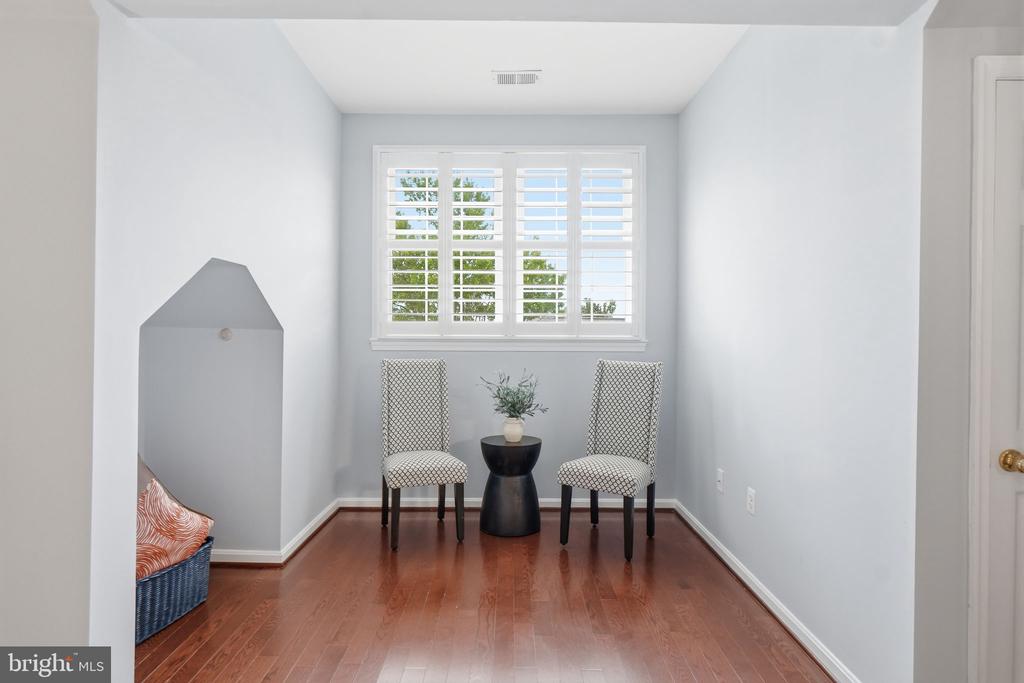 707 MASSEY LANE Unit: B