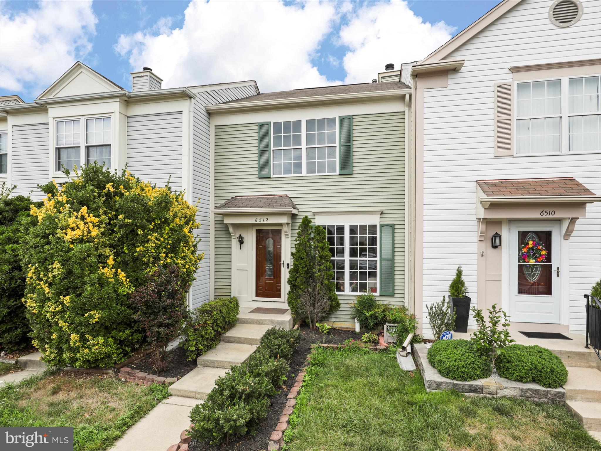 6512 Old Carriage Ln