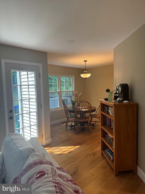 10213 FAIRE COMMONS CT