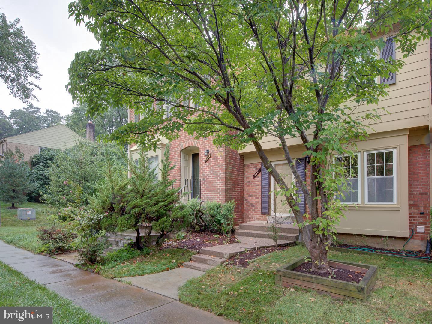 9867 HIGH WATER CT