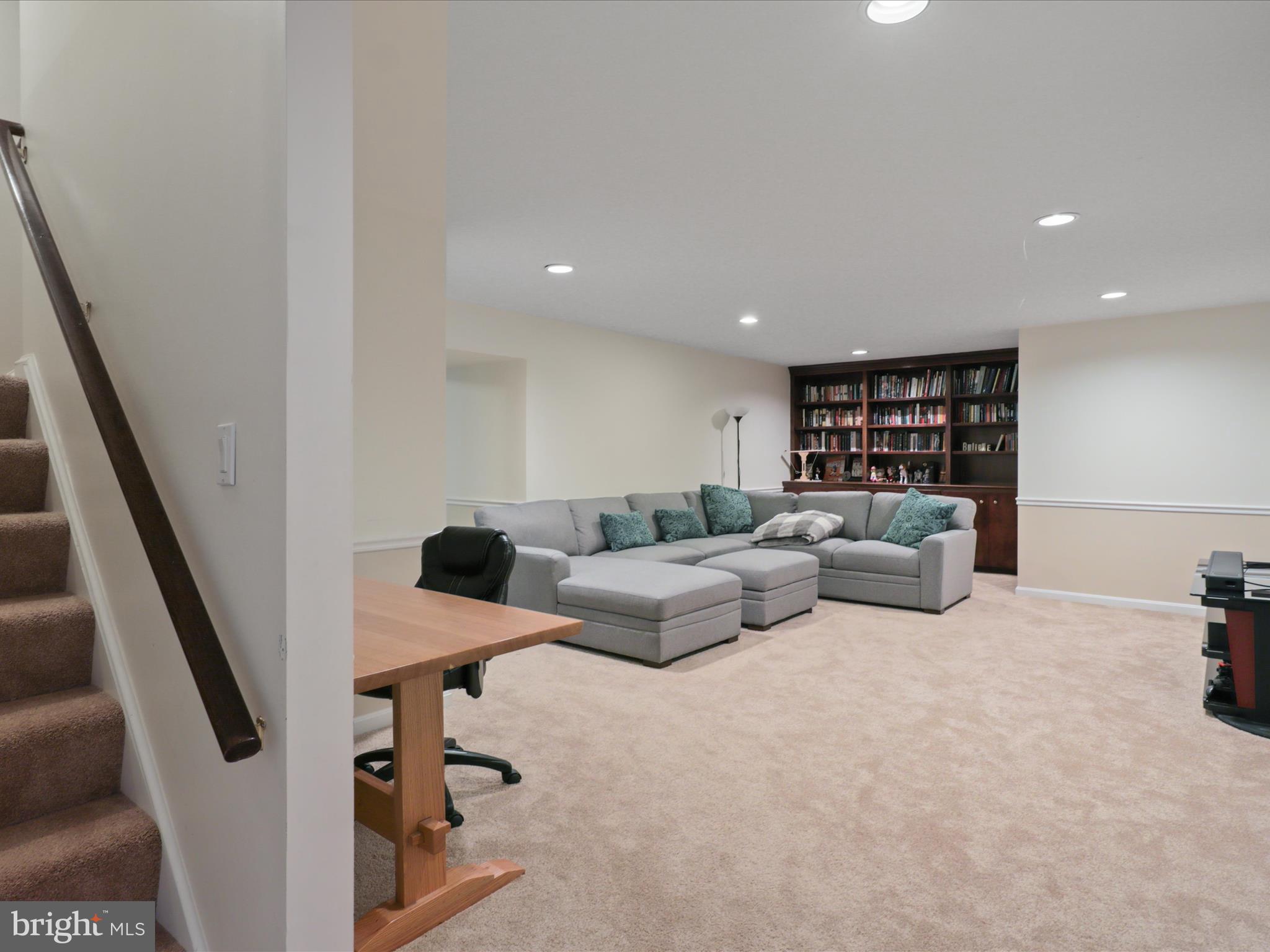 4825 Bentonbrook Dr