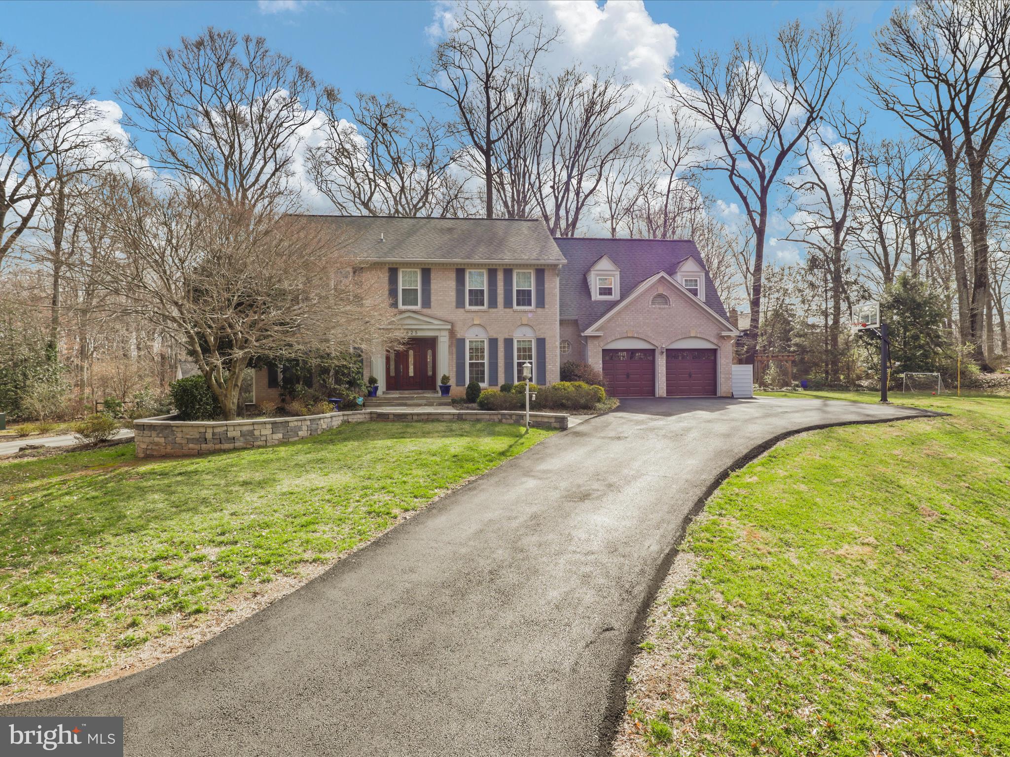 4825 Bentonbrook Dr
