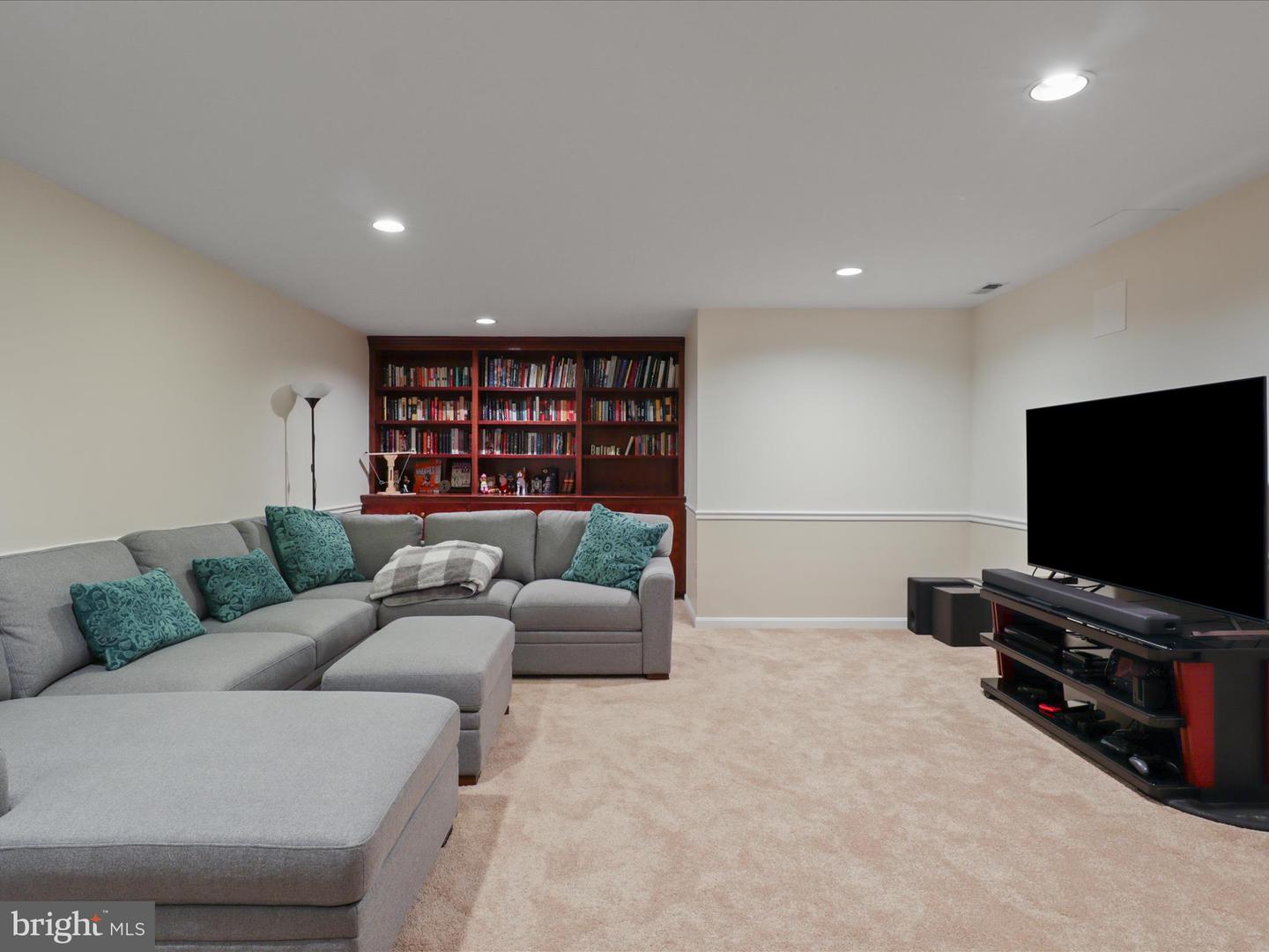 4825 Bentonbrook Dr