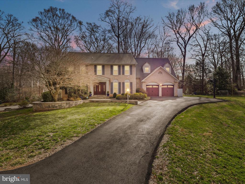 4825 Bentonbrook Dr