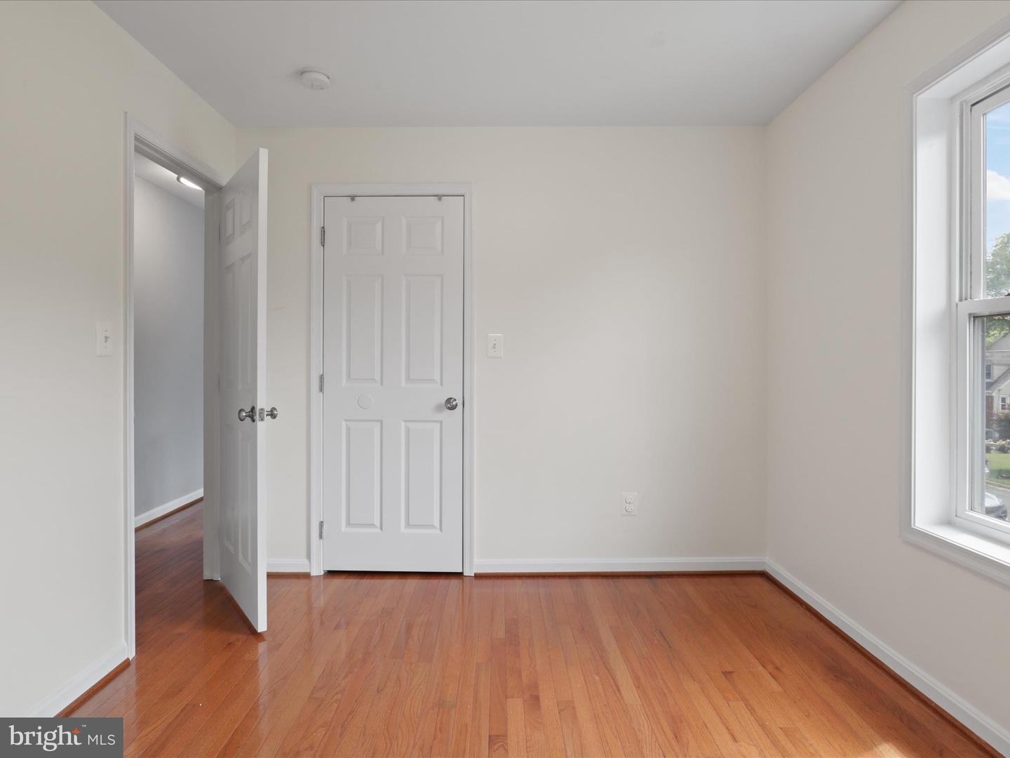 2907 Adams Pl