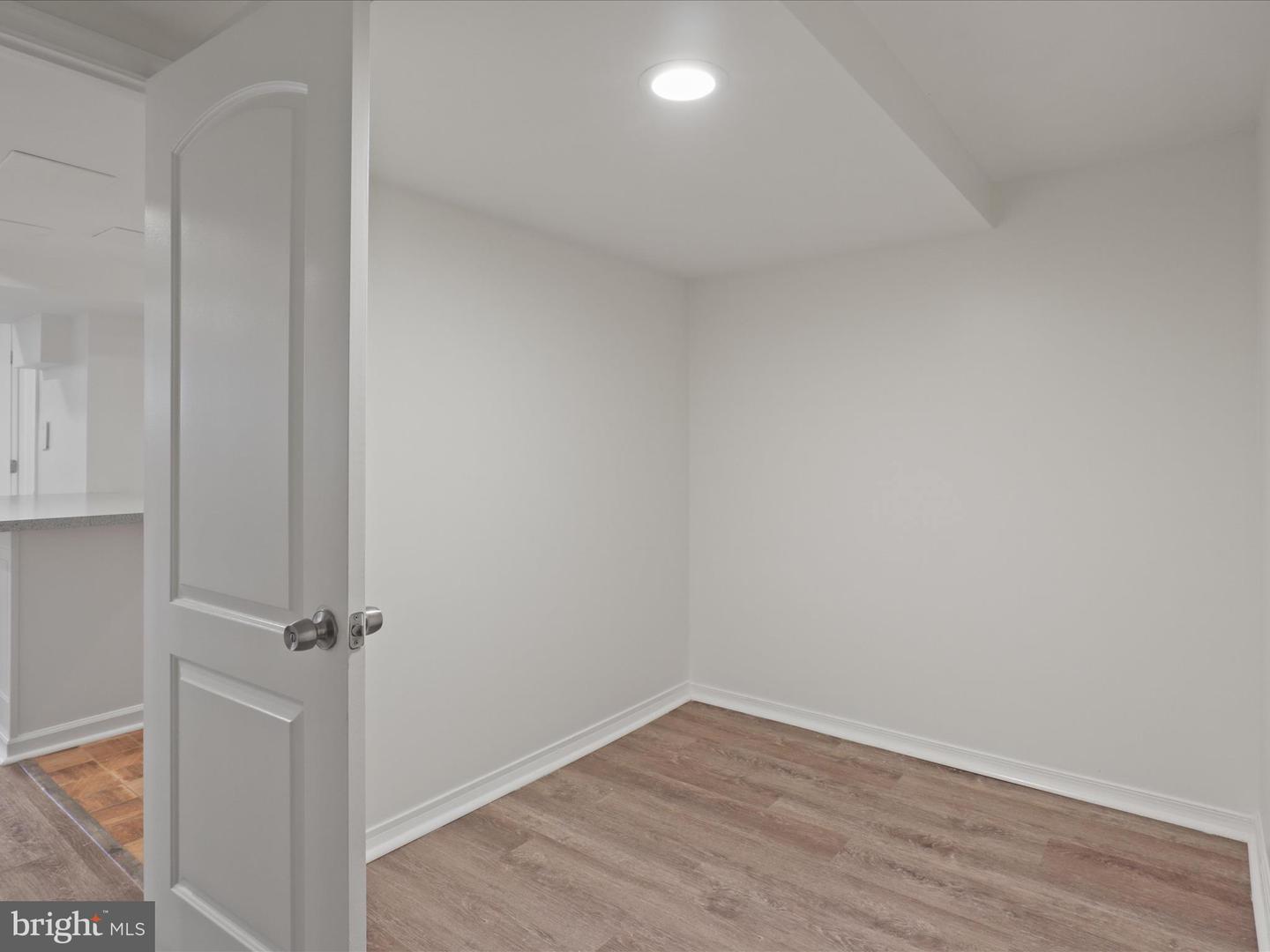 2907 Adams Pl