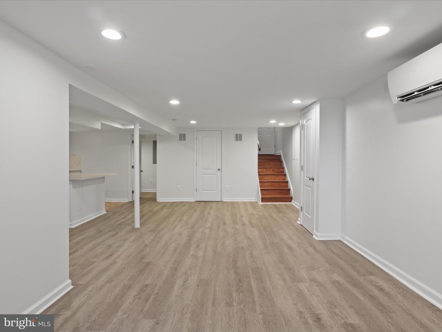 2907 Adams Pl