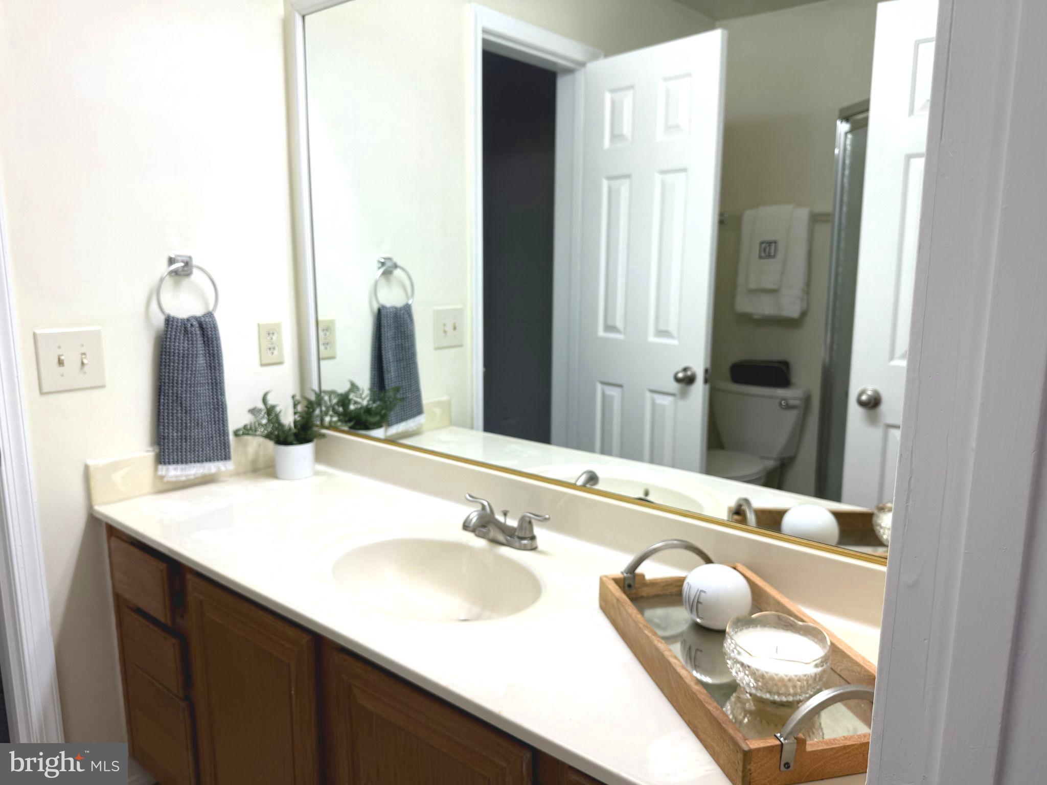 11713 Karbon Hill Ct #710a