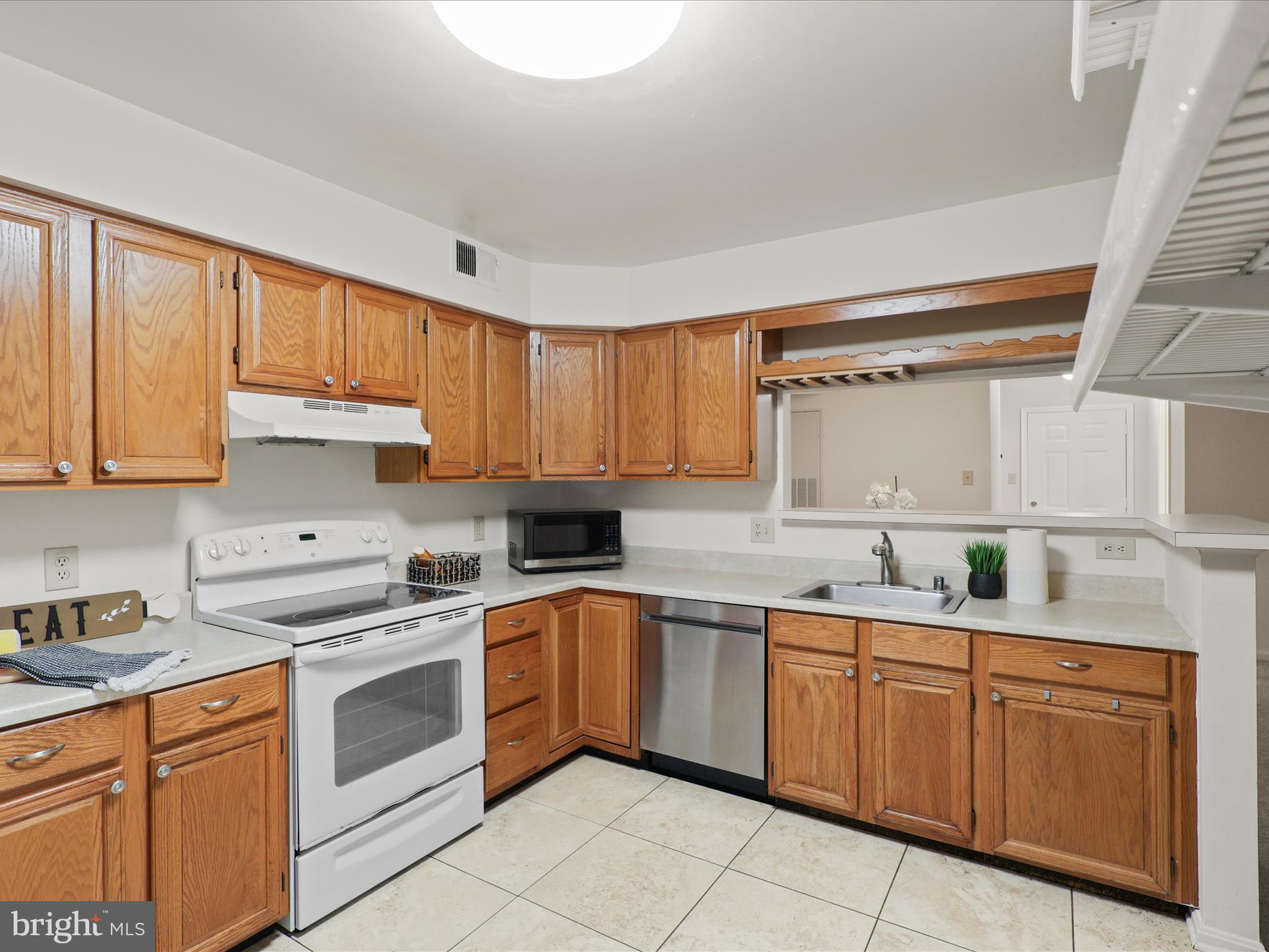 11713 Karbon Hill Ct #710a