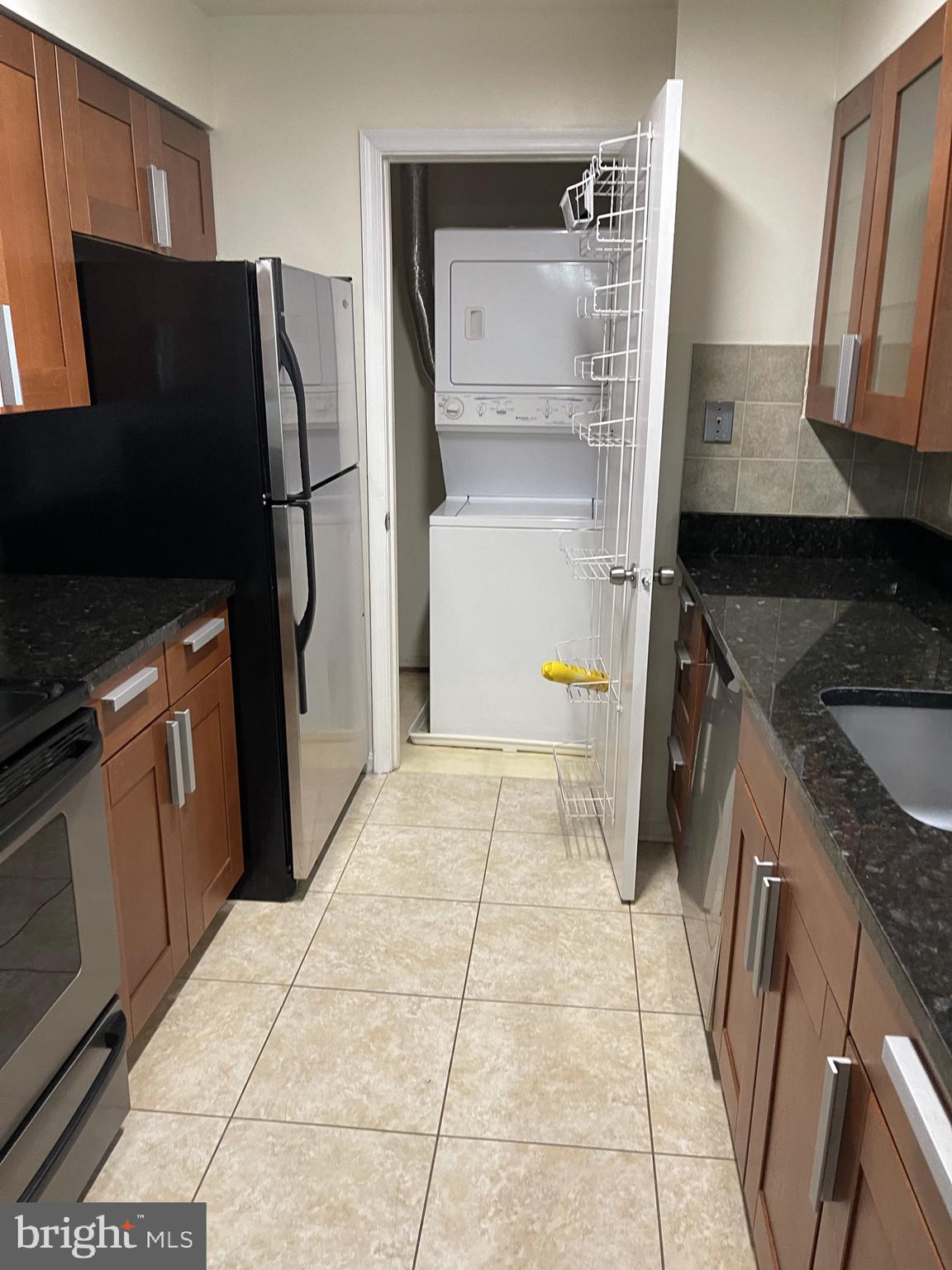 7703 LAFAYETTE FOREST DR #23