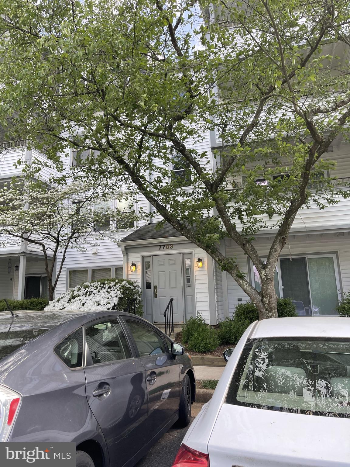 7703 LAFAYETTE FOREST DR #23