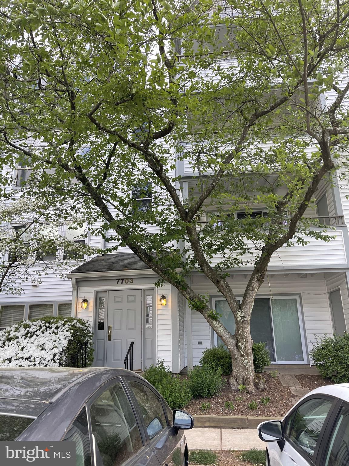 7703 LAFAYETTE FOREST DR #23