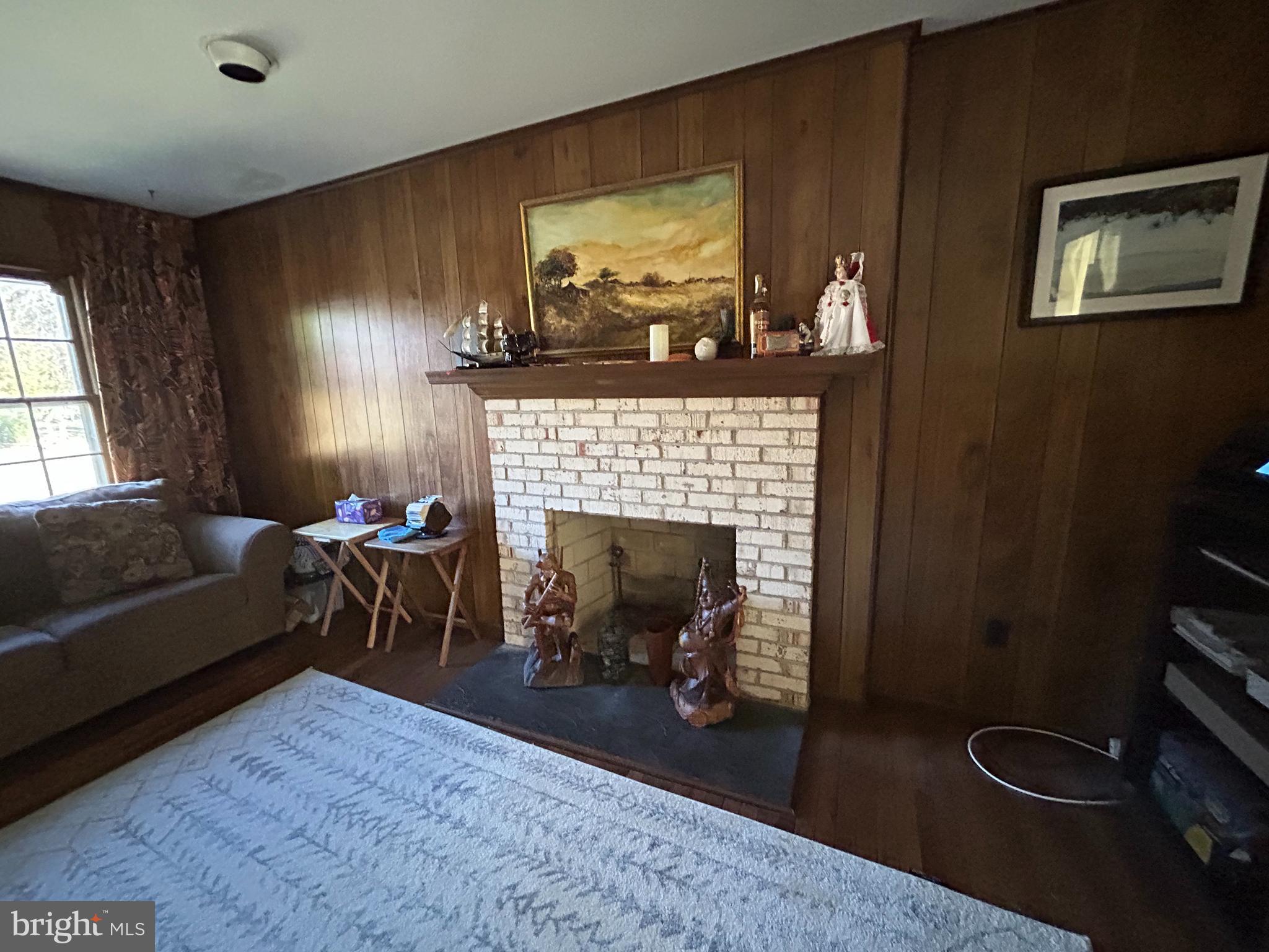 10209 OXFORDSHIRE ROAD