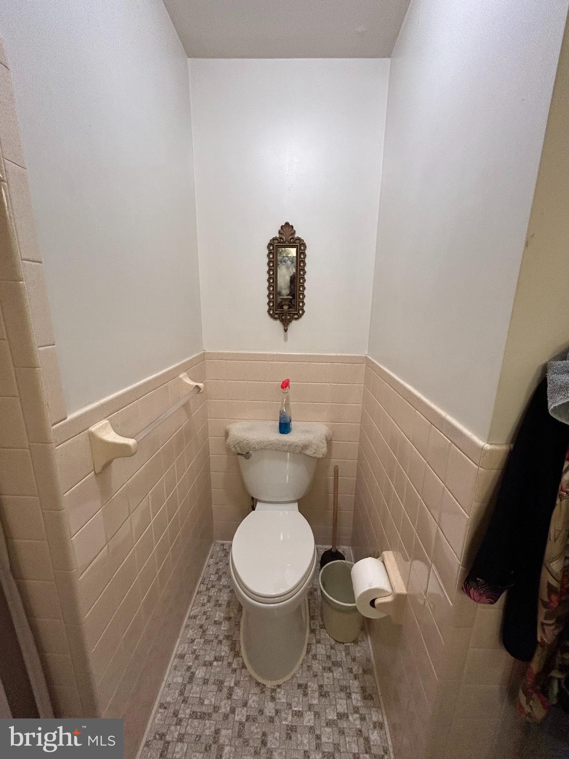 10209 OXFORDSHIRE ROAD