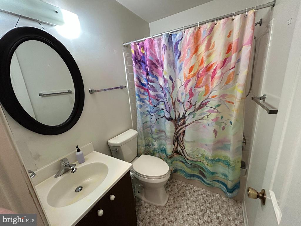 10209 OXFORDSHIRE ROAD