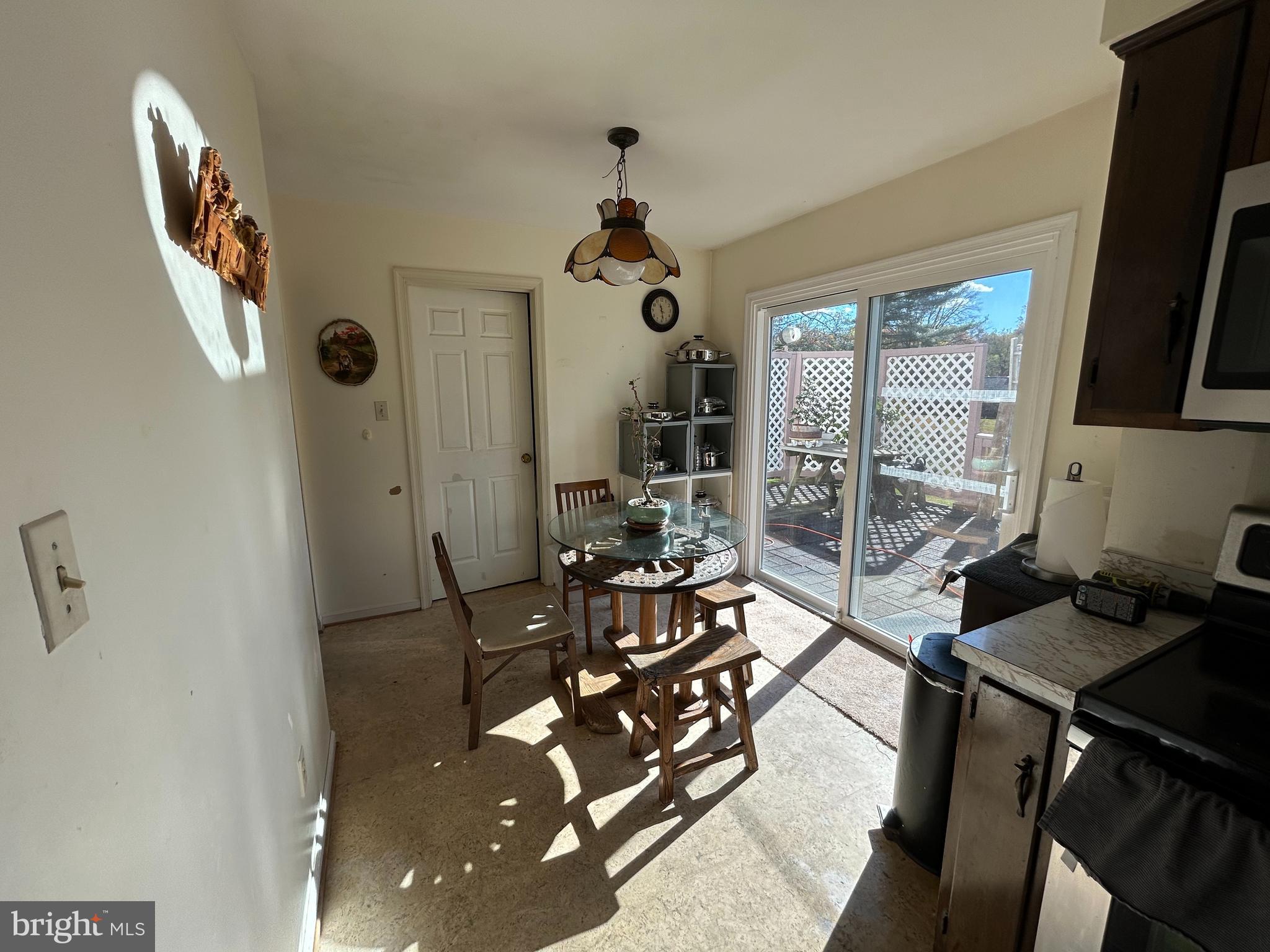 10209 OXFORDSHIRE ROAD