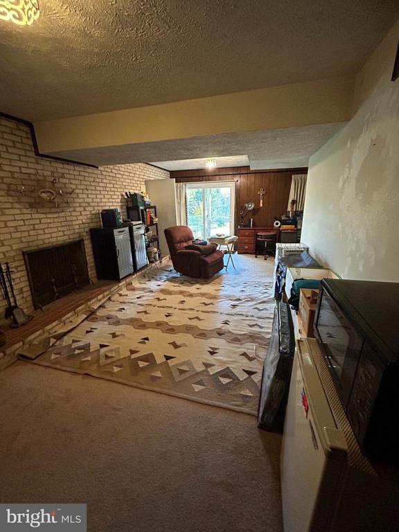 10209 OXFORDSHIRE ROAD