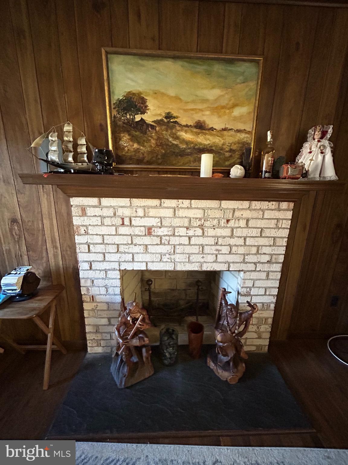 10209 OXFORDSHIRE ROAD