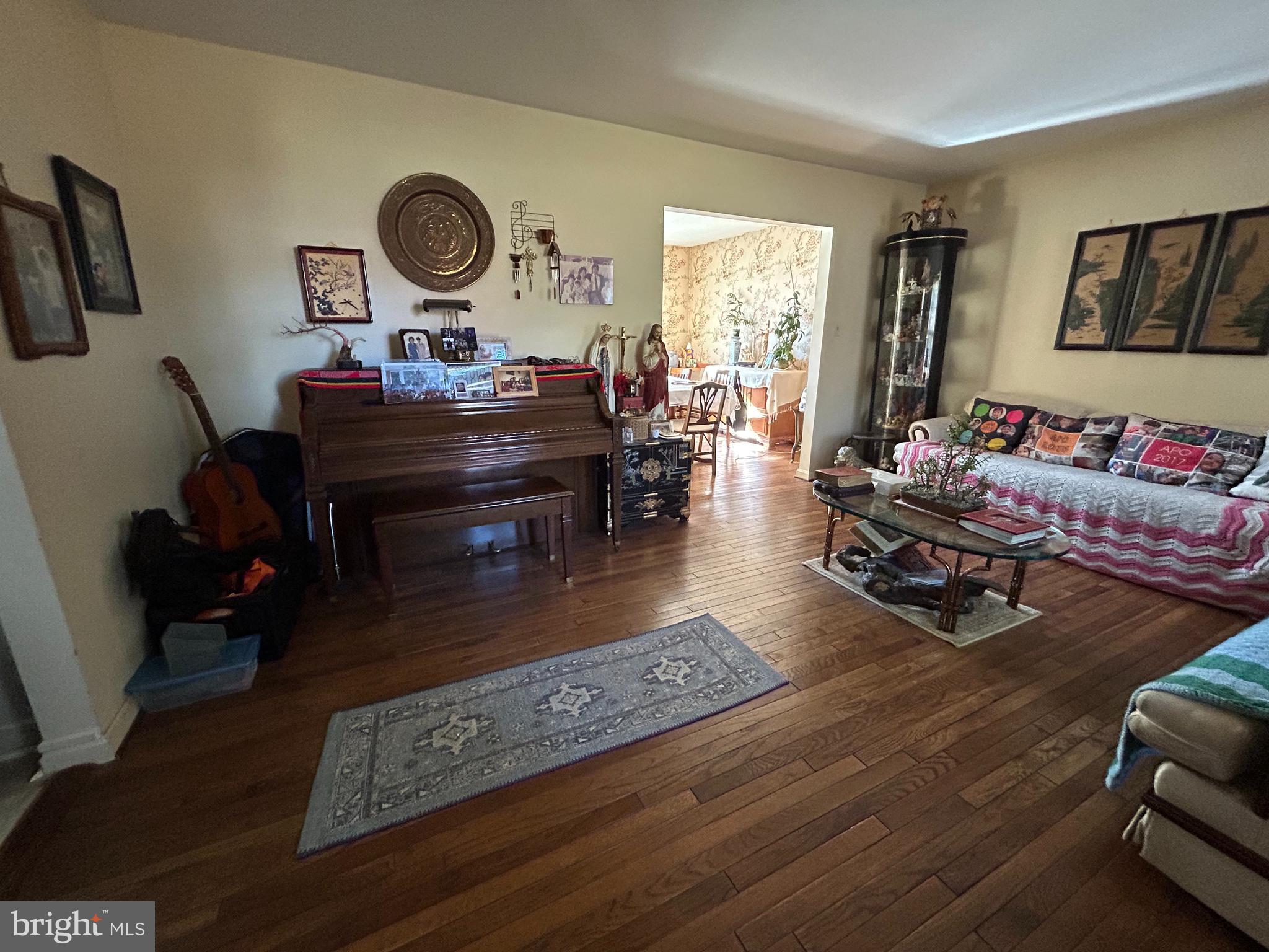 10209 OXFORDSHIRE ROAD