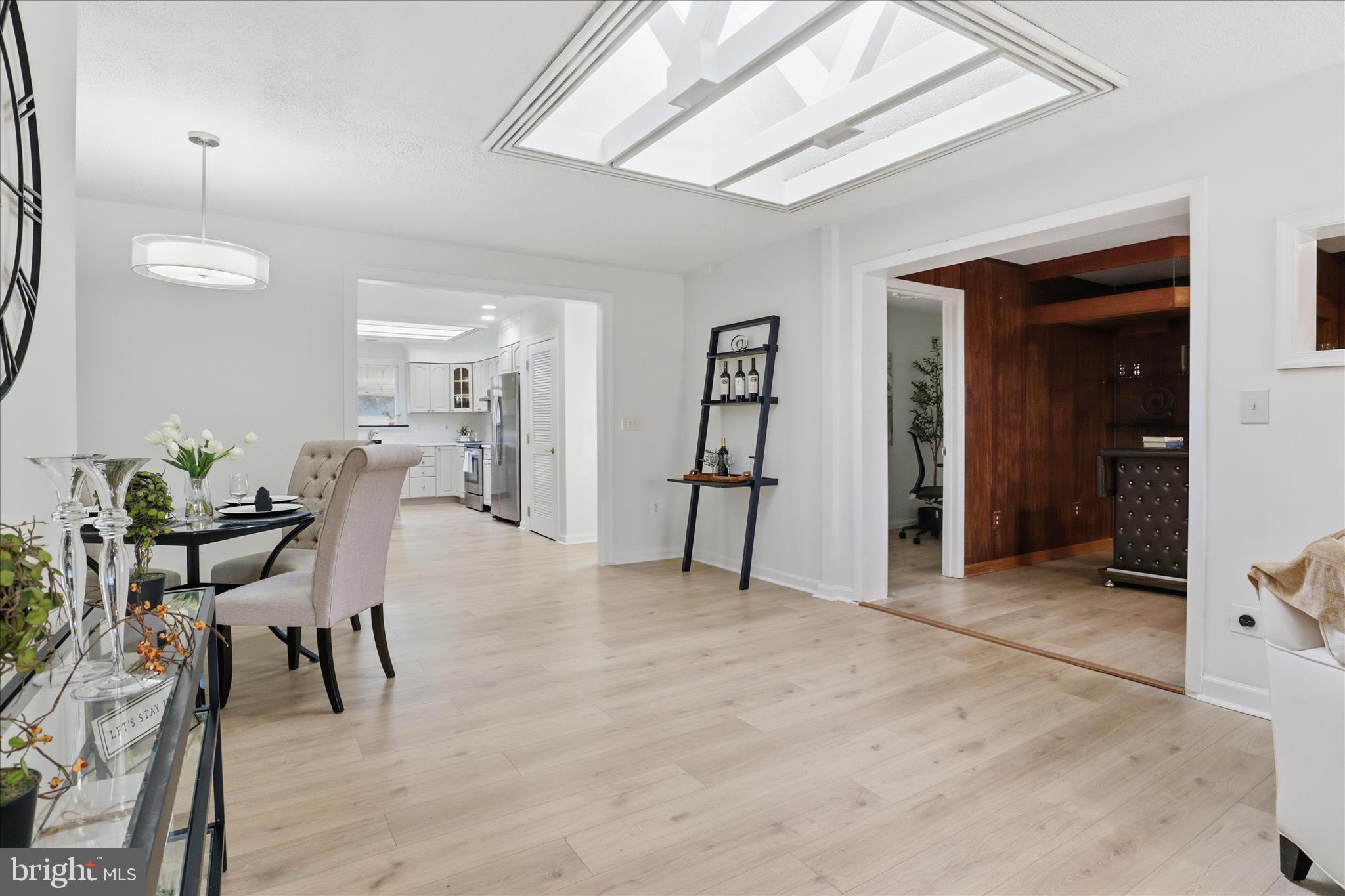 6205 EVERGLADES DRIVE