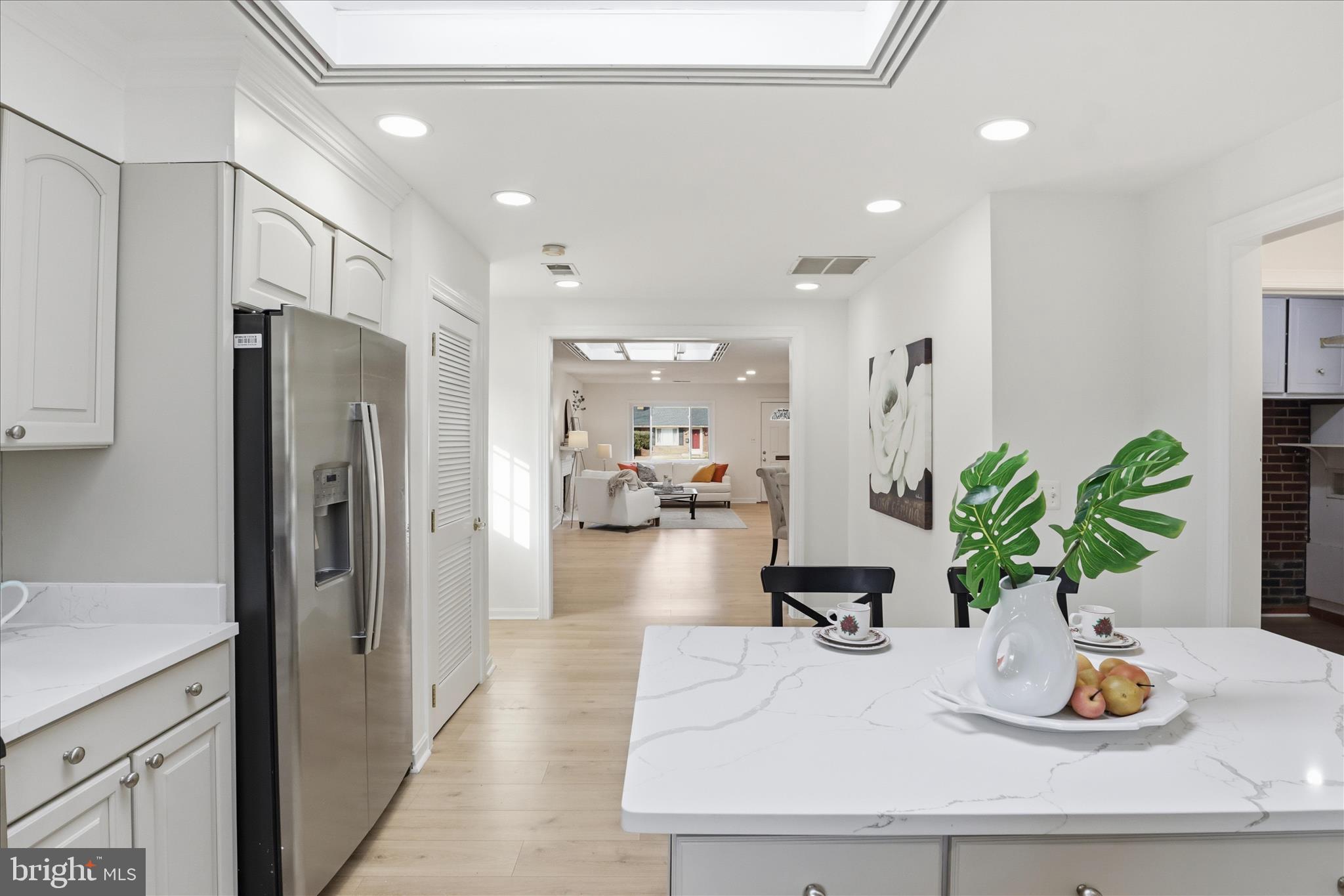 6205 EVERGLADES DRIVE