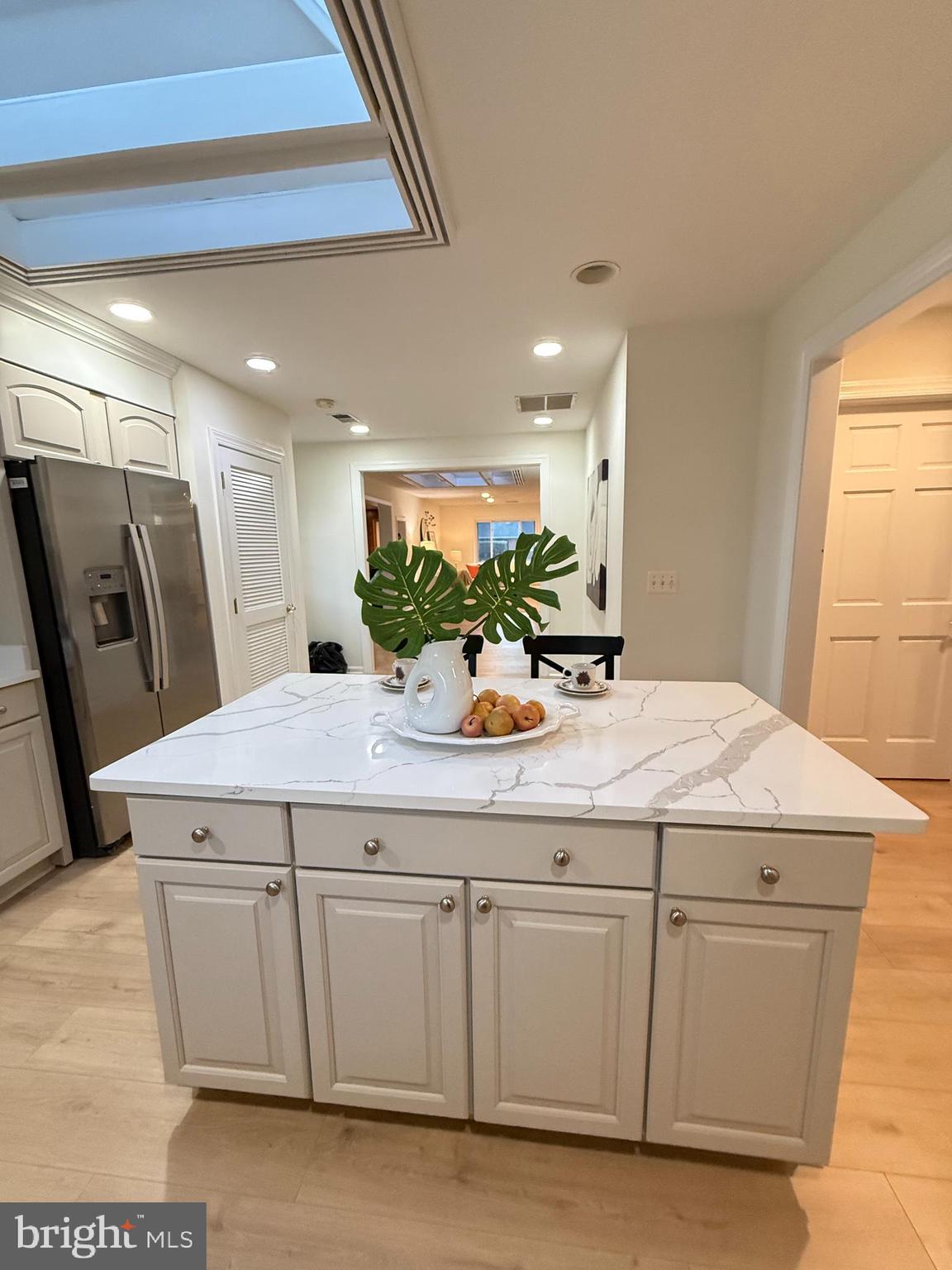 6205 EVERGLADES DRIVE