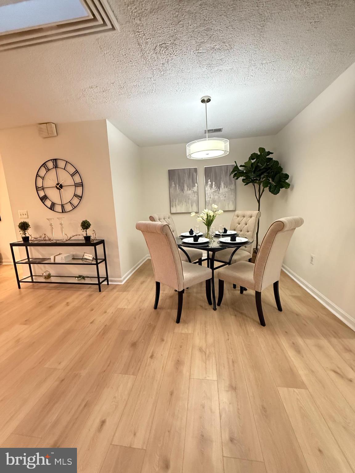 6205 EVERGLADES DRIVE