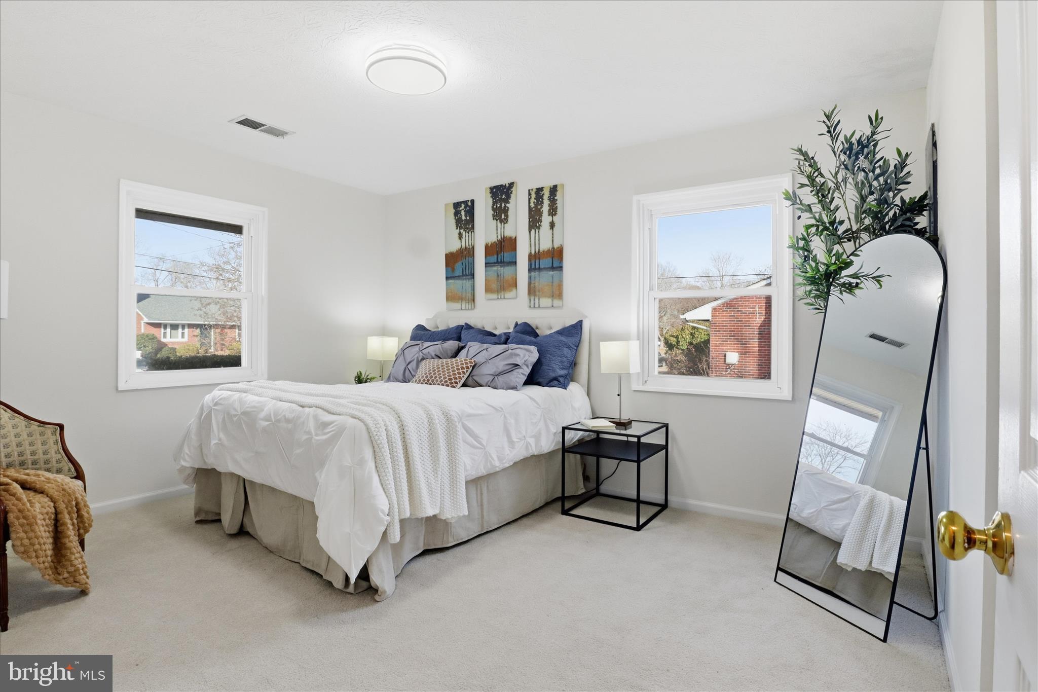 6205 EVERGLADES DRIVE