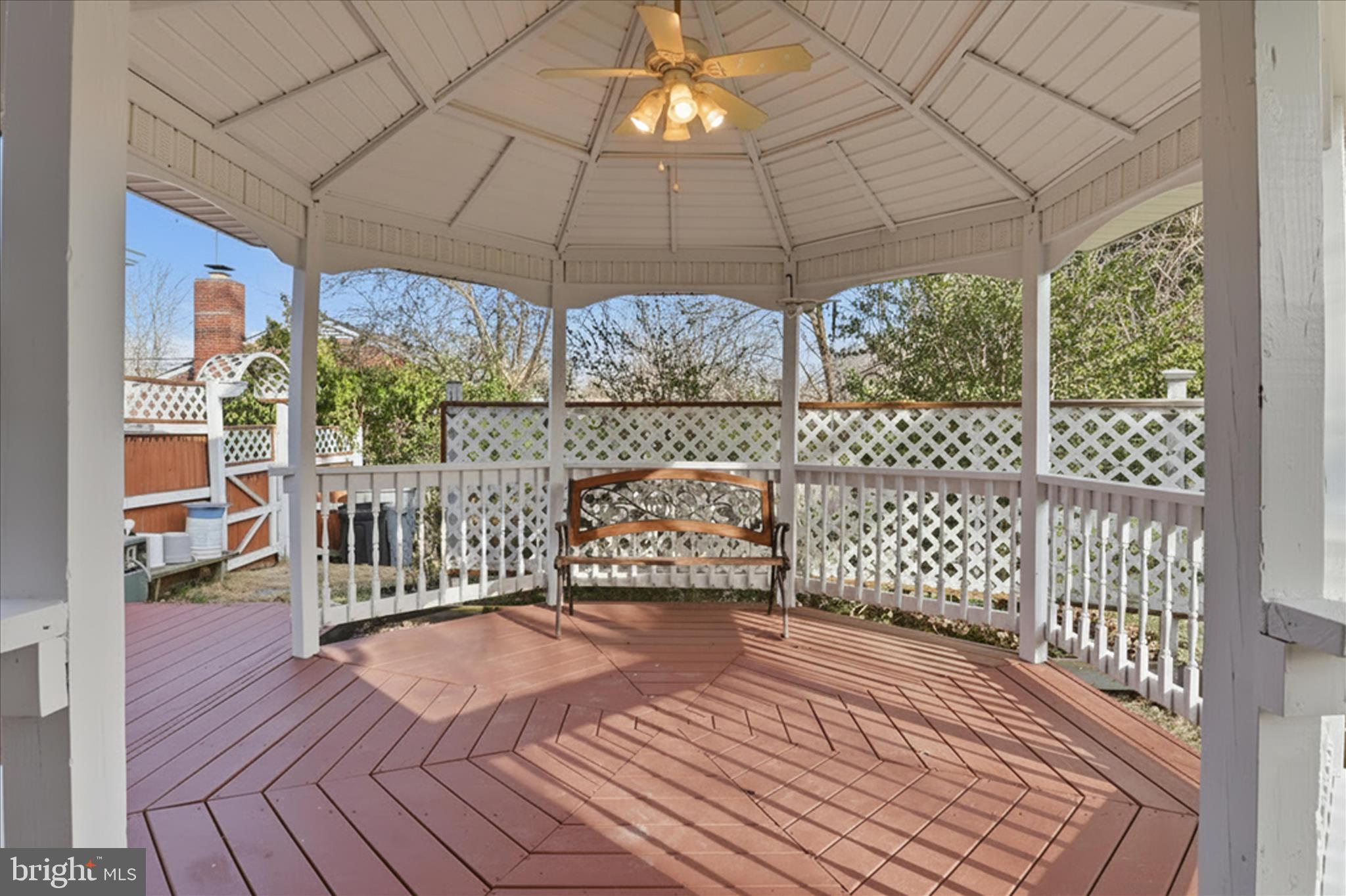 6205 EVERGLADES DRIVE