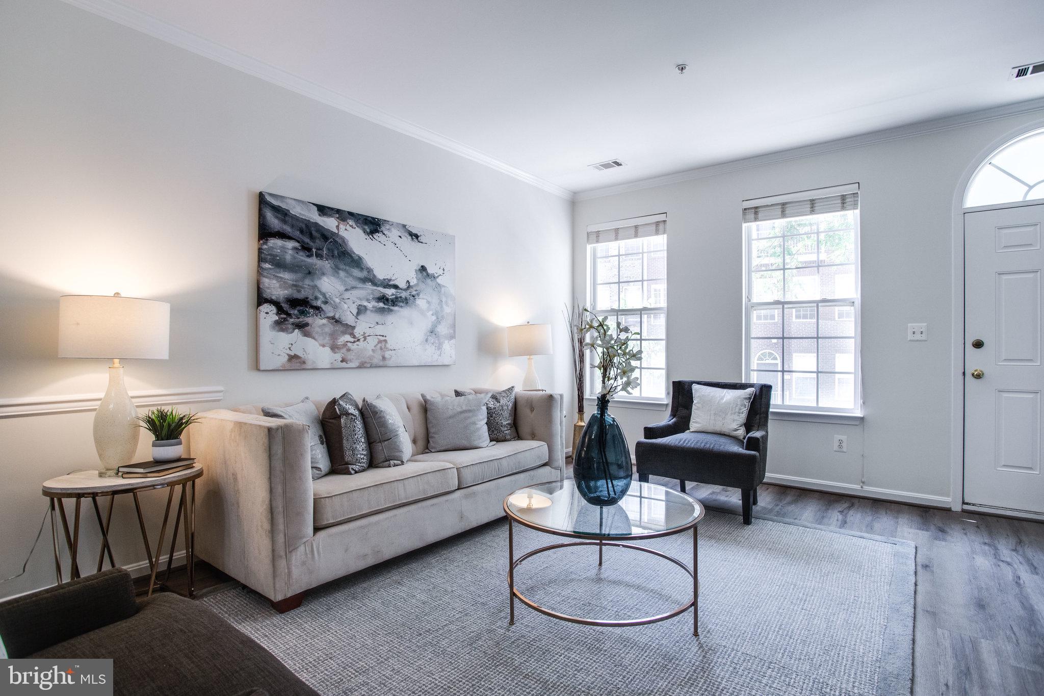 2664 MANHATTAN PLACE 103