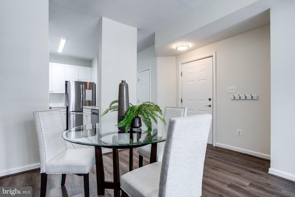 2664 MANHATTAN PLACE 103