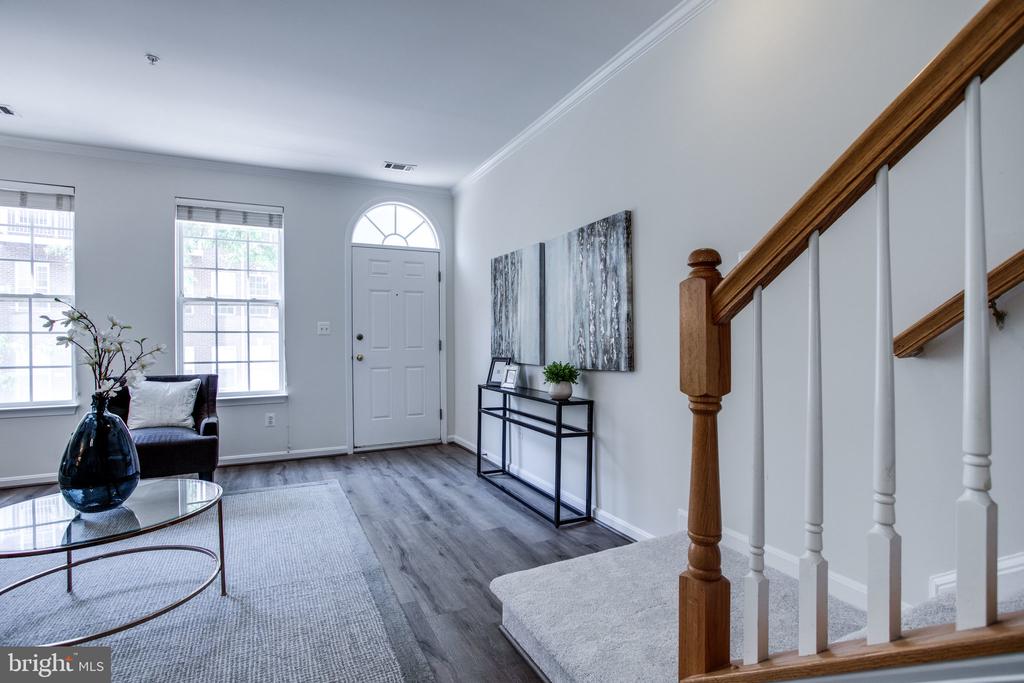2664 MANHATTAN PLACE 103