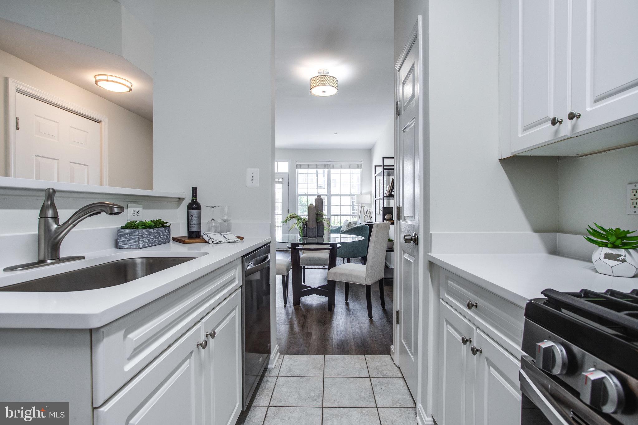 2664 MANHATTAN PLACE 103