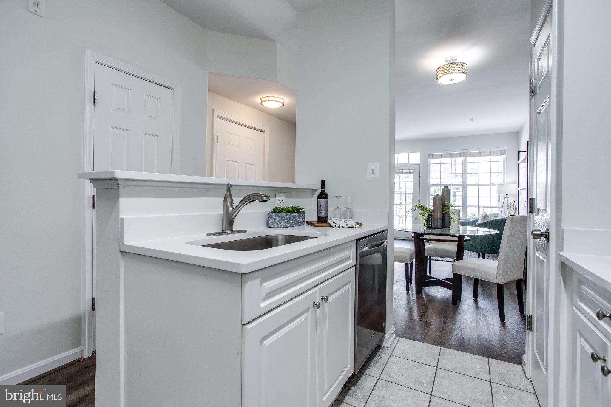 2664 MANHATTAN PLACE 103